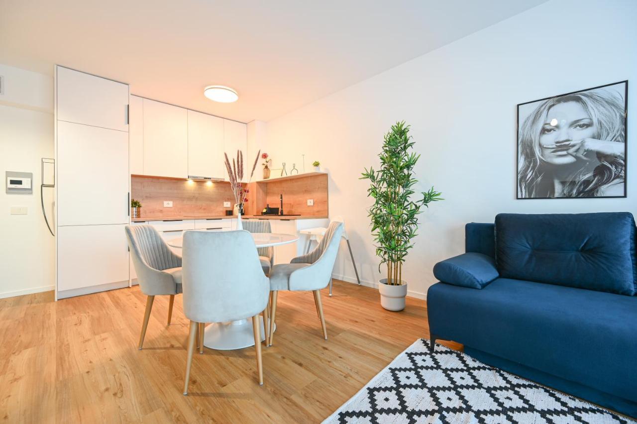Appartement Km Flats à Oradea Extérieur photo